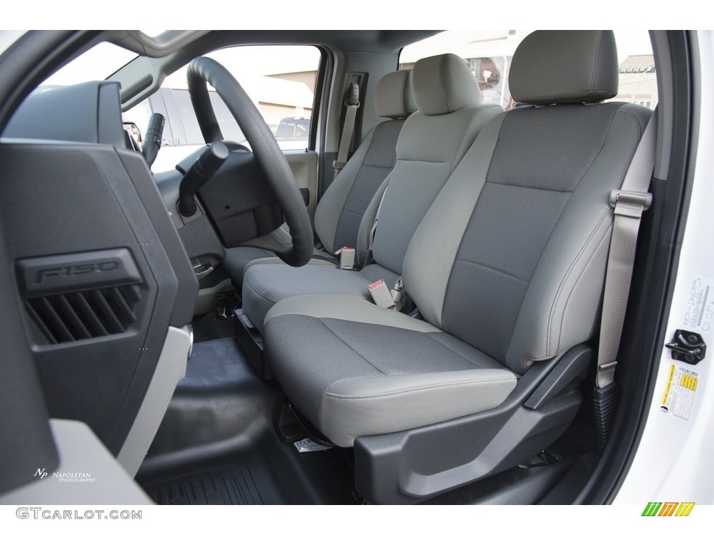 2017 F150 XL Regular Cab 4x4 - Oxford White / Earth Gray photo #8