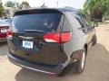 2017 Brilliant Black Crystal Pearl Chrysler Pacifica Touring L  photo #7