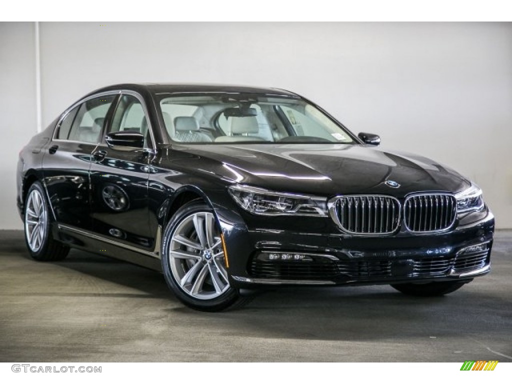 Black Sapphire Metallic 2018 BMW 7 Series 750i Sedan Exterior Photo #121371239