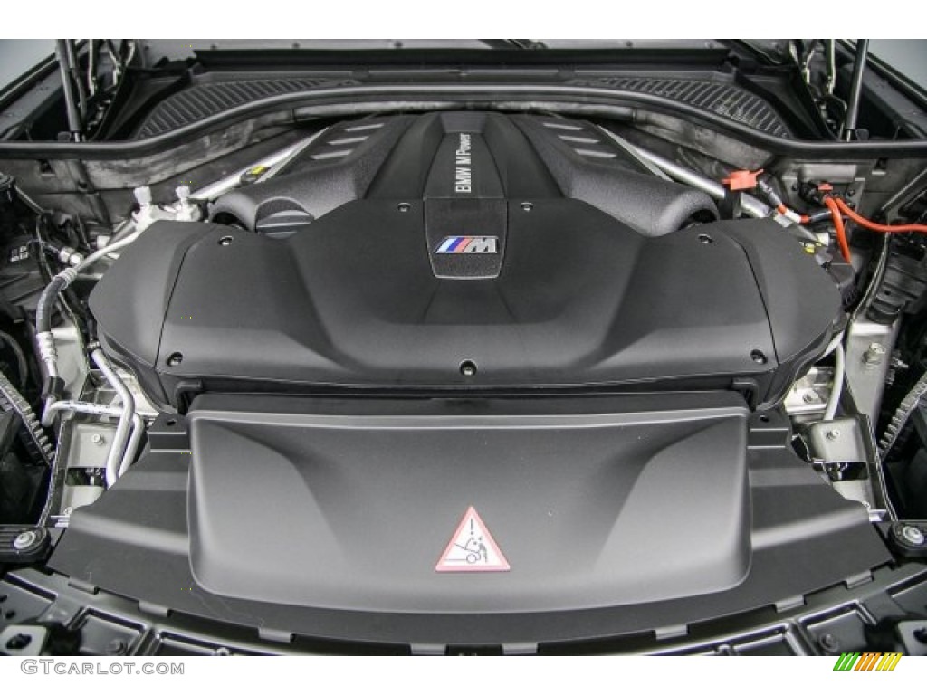 2017 BMW X6 M Standard X6 M Model Engine Photos