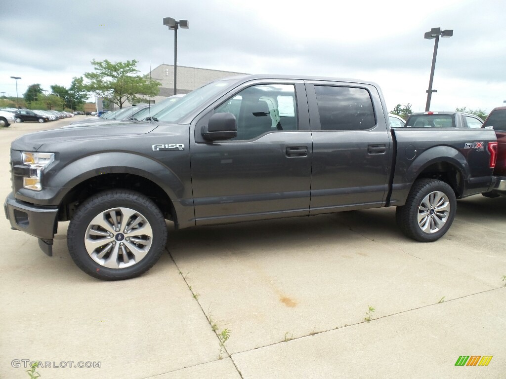 2017 F150 XL SuperCrew 4x4 - Magnetic / Black photo #3