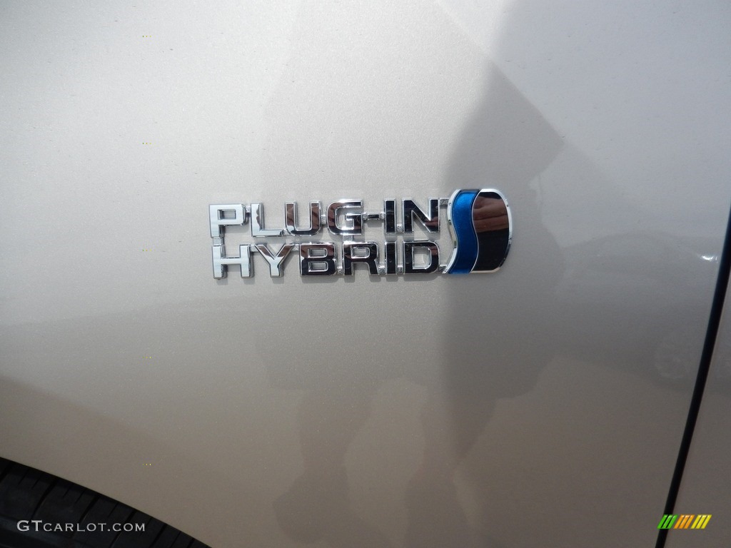 2017 Prius Prime Premium - Titanium Glow / Black photo #7
