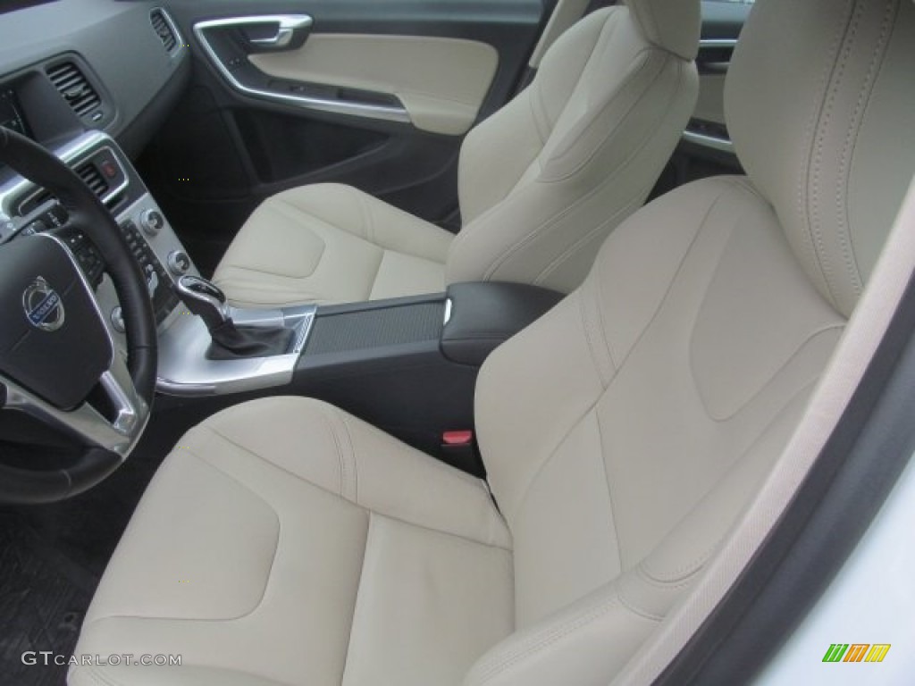 2017 Volvo S60 T5 AWD Front Seat Photo #121385559