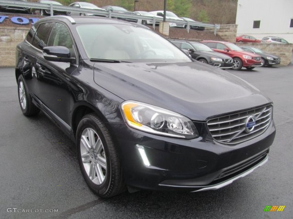 2017 XC60 T5 AWD Inscription - Magic Blue Metallic / Soft Beige photo #2