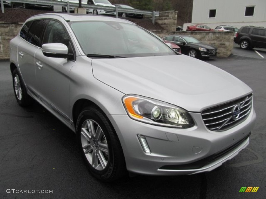 Bright Silver Metallic 2017 Volvo XC60 T5 AWD Inscription Exterior Photo #121386620
