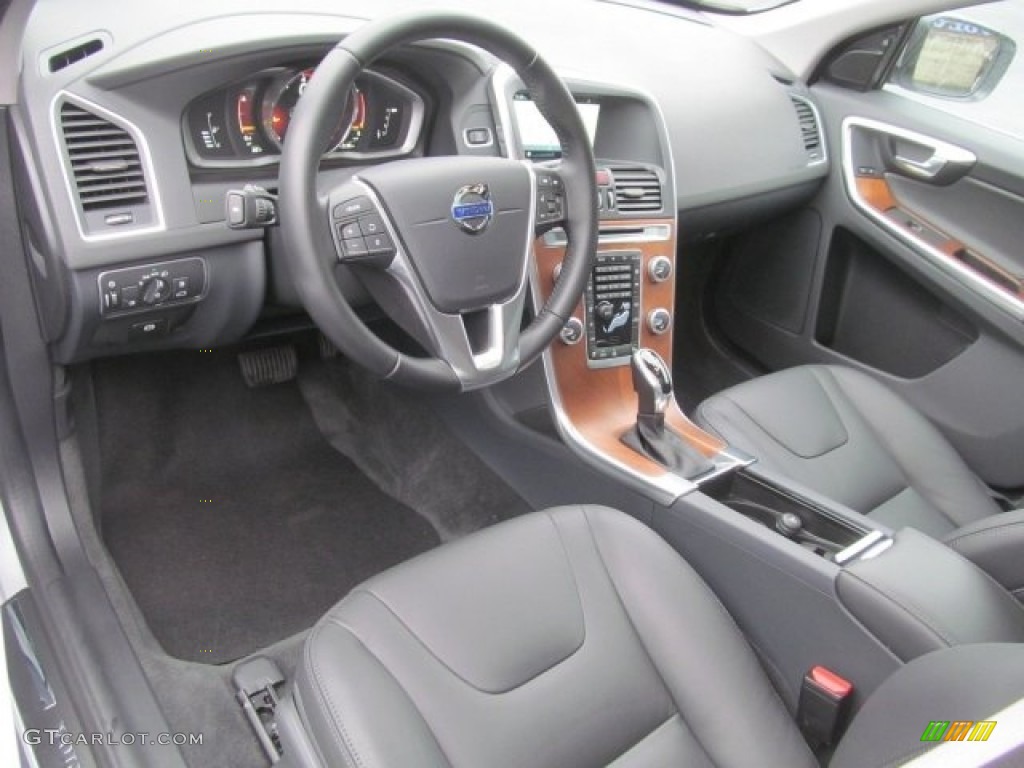 Off Black Interior 2017 Volvo XC60 T5 AWD Inscription Photo #121386839