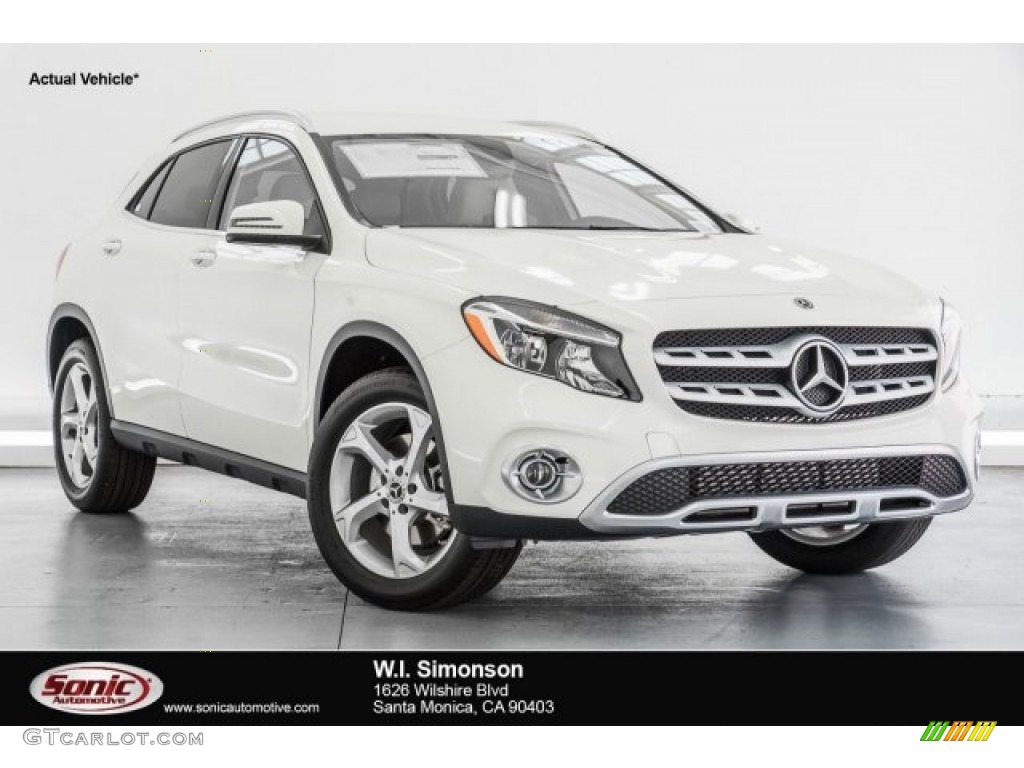 Cirrus White Mercedes-Benz GLA