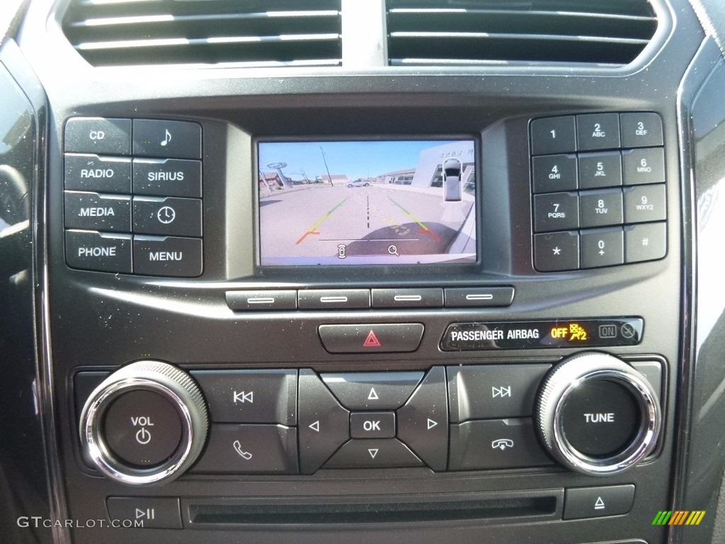 2017 Explorer XLT 4WD - White Gold / Ebony Black photo #19
