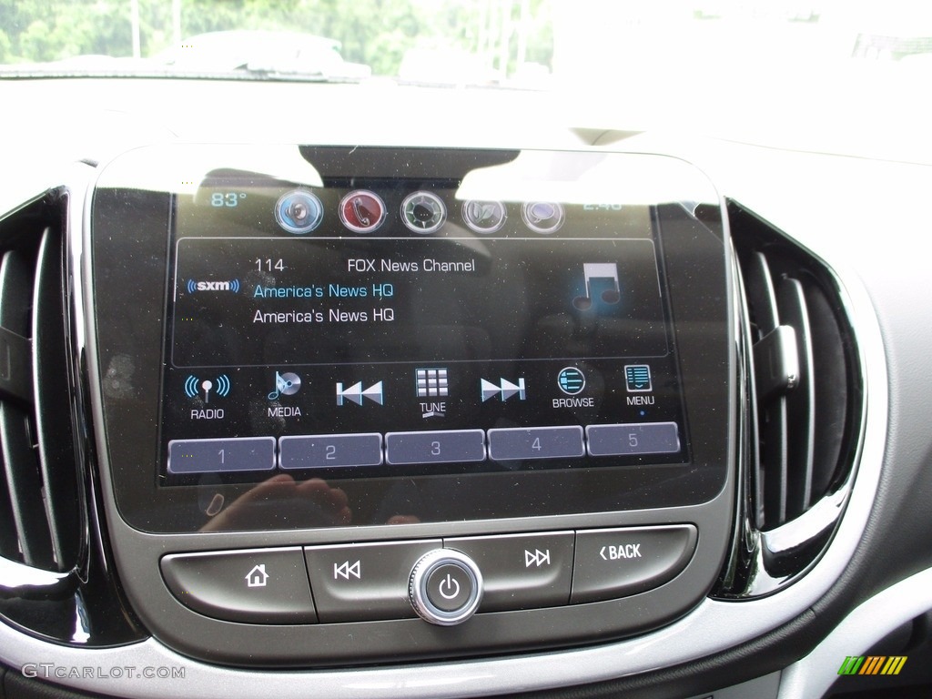 2017 Volt LT - Iridescent Pearl Tricoat / Jet Black/Jet Black photo #4