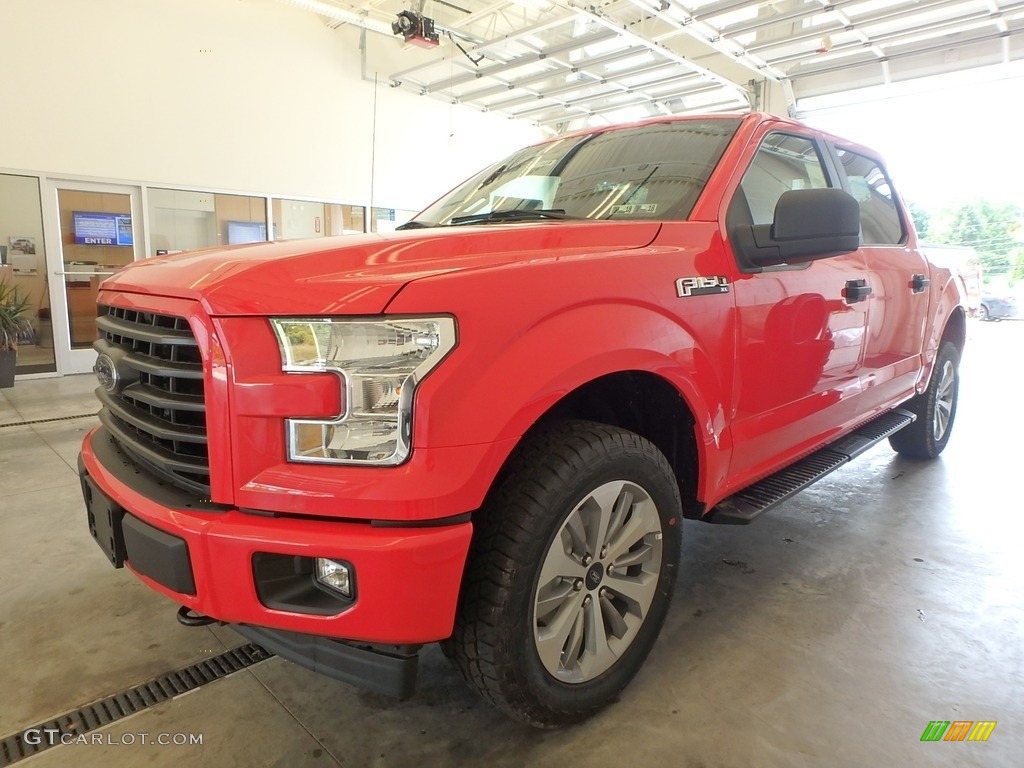 2017 F150 XL SuperCrew 4x4 - Race Red / Black photo #4