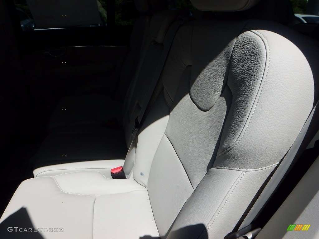 2018 XC90 T6 AWD Momentum - Twilight Bronze Metallic / Blonde photo #8