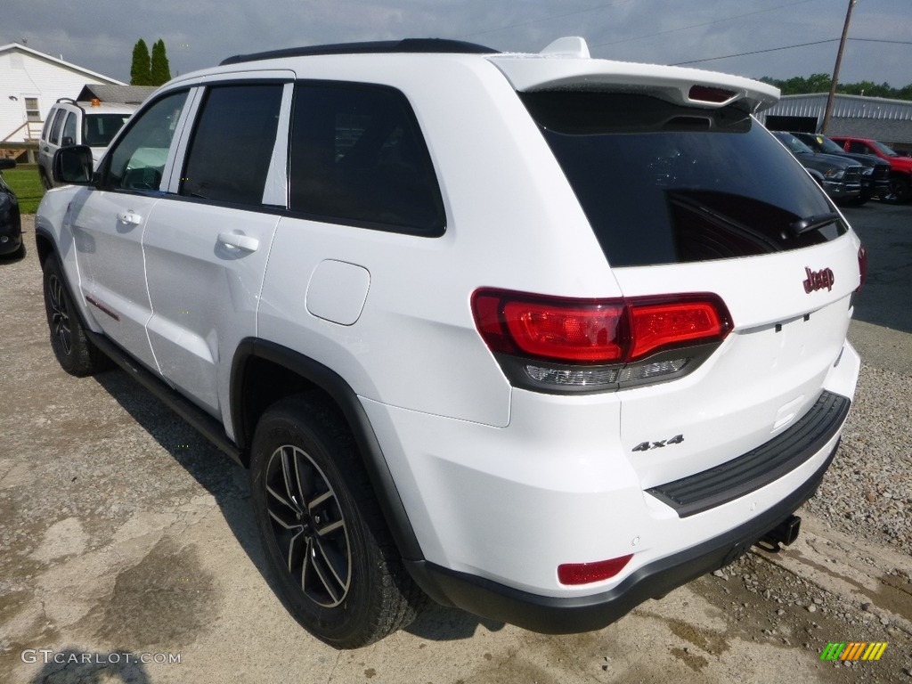 2017 Grand Cherokee Trailhawk 4x4 - Bright White / Black photo #3