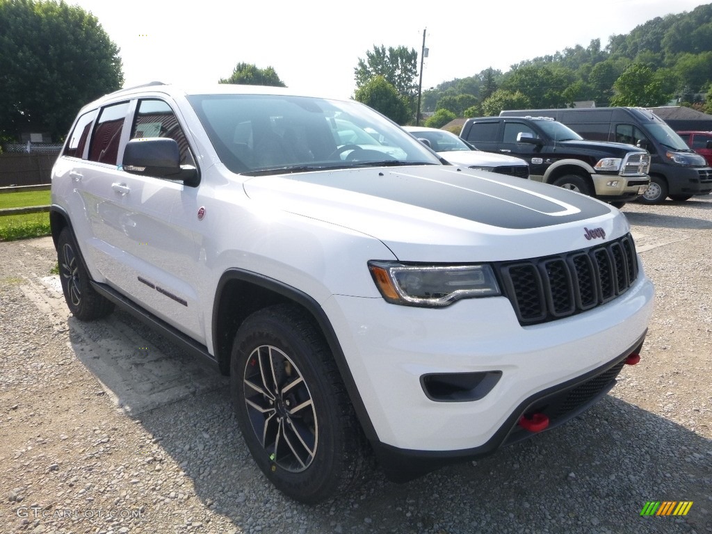 2017 Grand Cherokee Trailhawk 4x4 - Bright White / Black photo #6