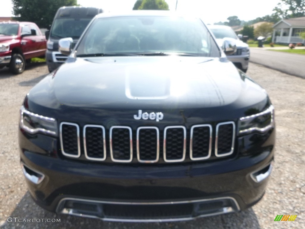 2017 Grand Cherokee Limited 4x4 - Diamond Black Crystal Pearl / Black photo #8