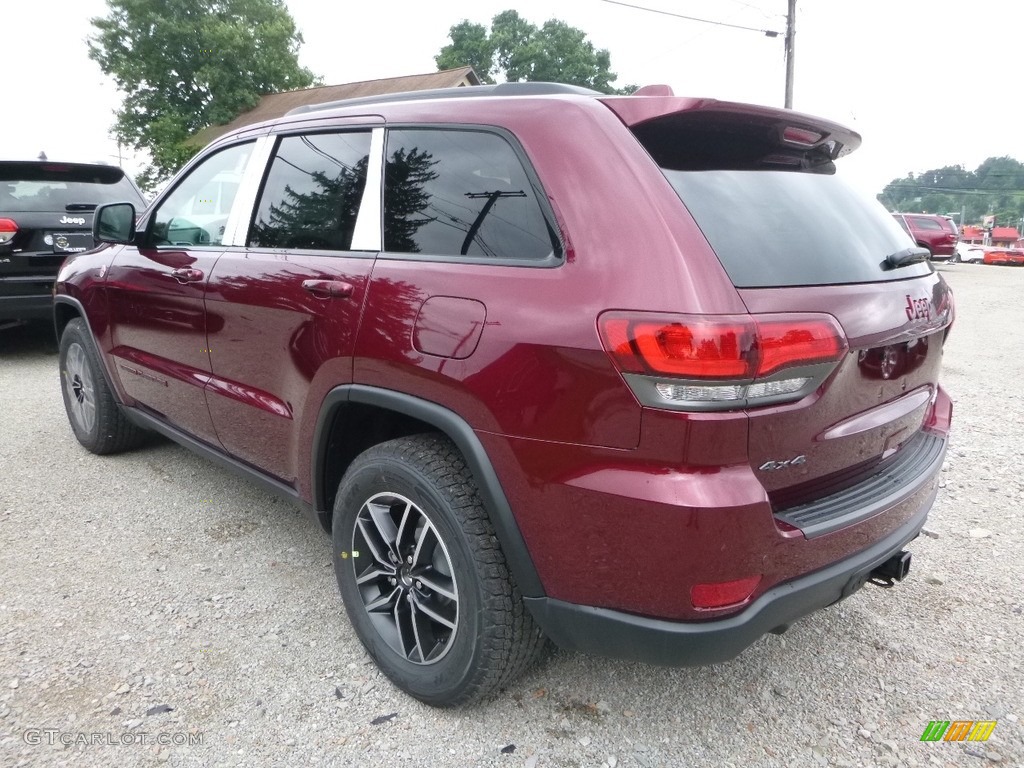 2017 Grand Cherokee Trailhawk 4x4 - Velvet Red Pearl / Black photo #3