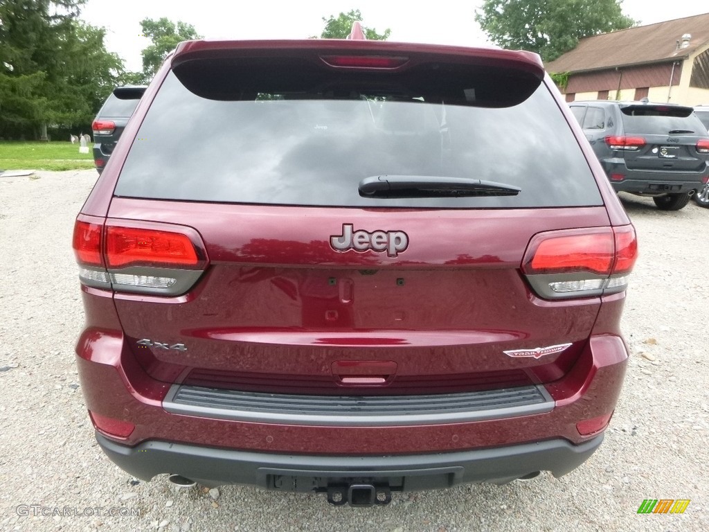 2017 Grand Cherokee Trailhawk 4x4 - Velvet Red Pearl / Black photo #4