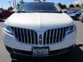 2013 White Platinum Tri-Coat Lincoln MKX FWD  photo #2