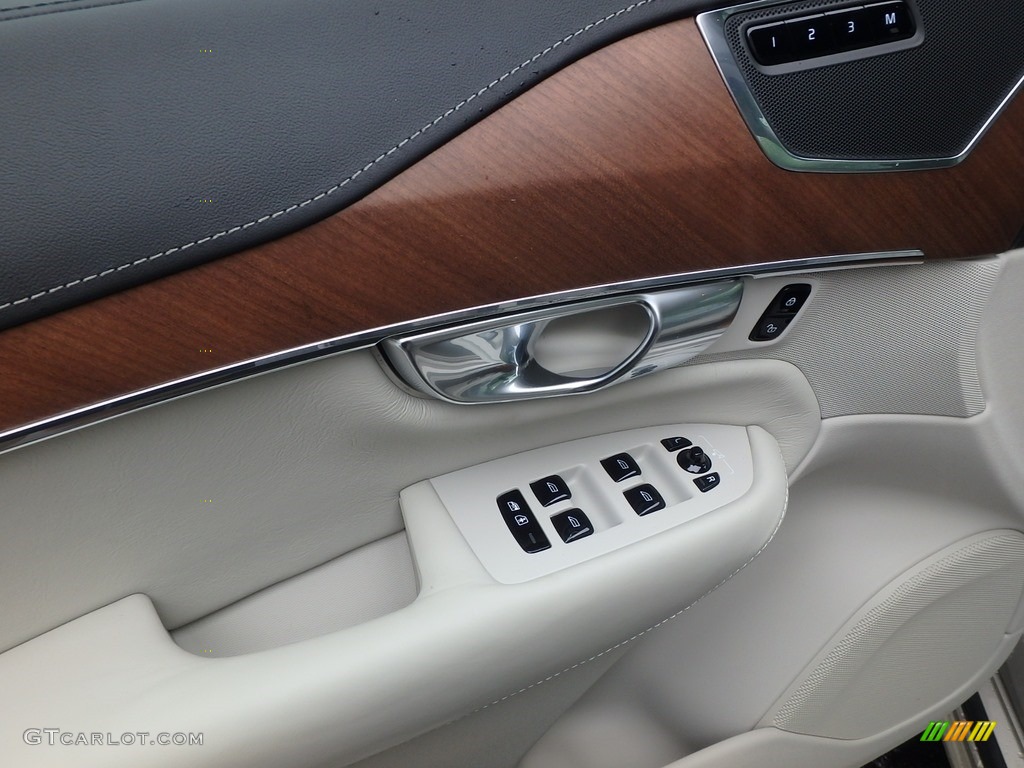 2017 Volvo XC90 T6 AWD Blonde Door Panel Photo #121395433