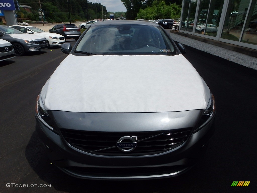 2017 S60 T5 AWD - Osmium Grey Metallic / Off Black photo #6