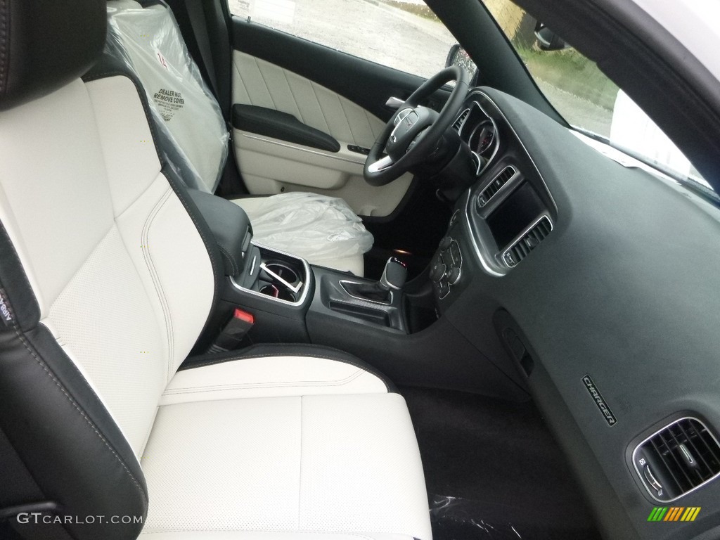 2017 Charger SXT AWD - White Knuckle / Black/Pearl Beige photo #10
