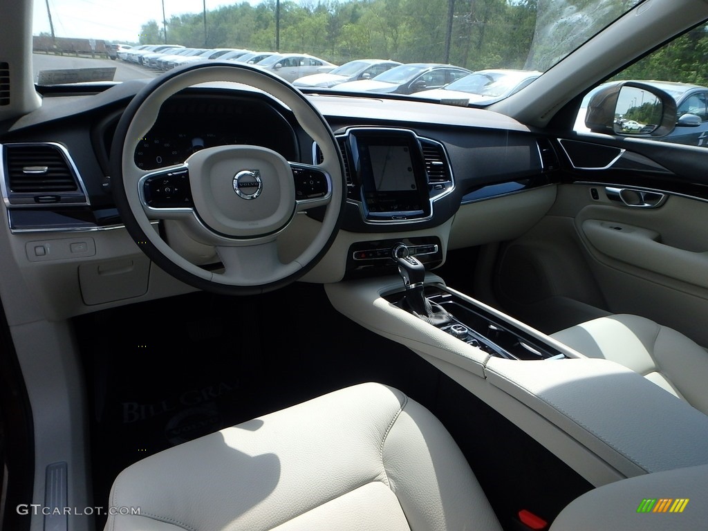 Blonde Interior 2017 Volvo XC90 T6 AWD Photo #121396841