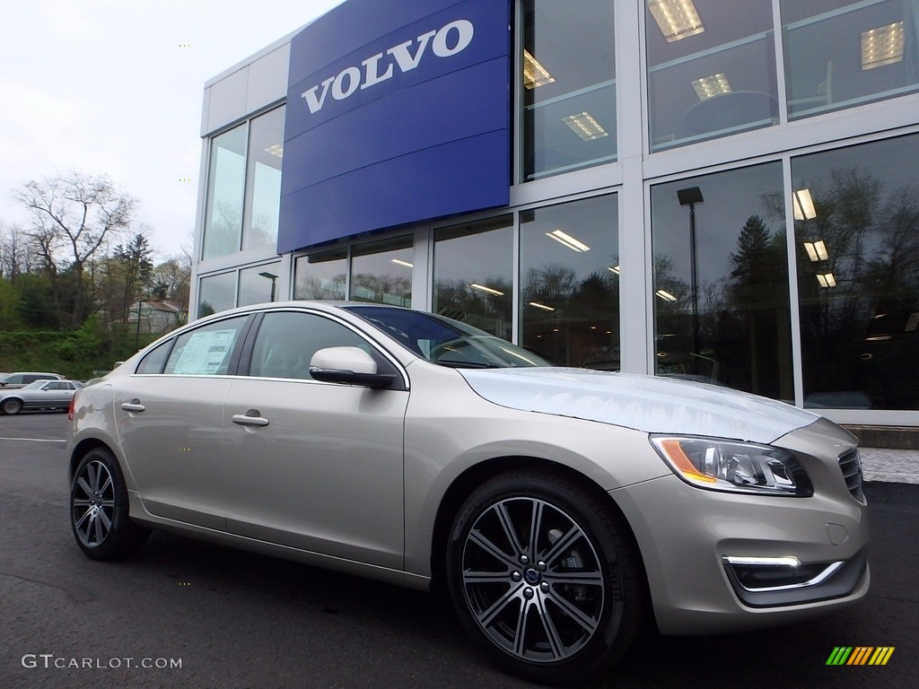 Luminous Sand Metallic 2017 Volvo S60 T5 AWD Exterior Photo #121397732