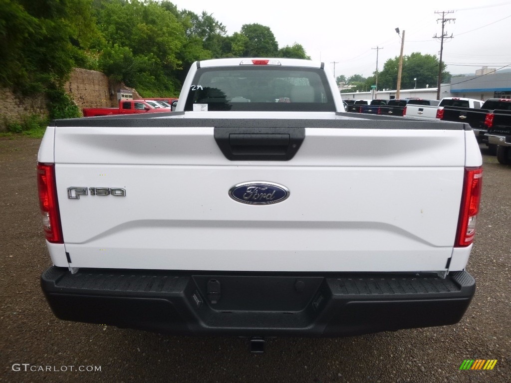 2017 F150 XL Regular Cab 4x4 - Oxford White / Earth Gray photo #5