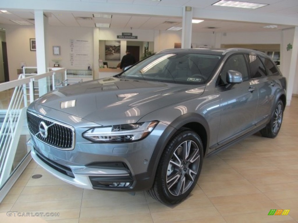 Osmium Grey Metallic 2017 Volvo V90 Cross Country T6 AWD Exterior Photo #121399205