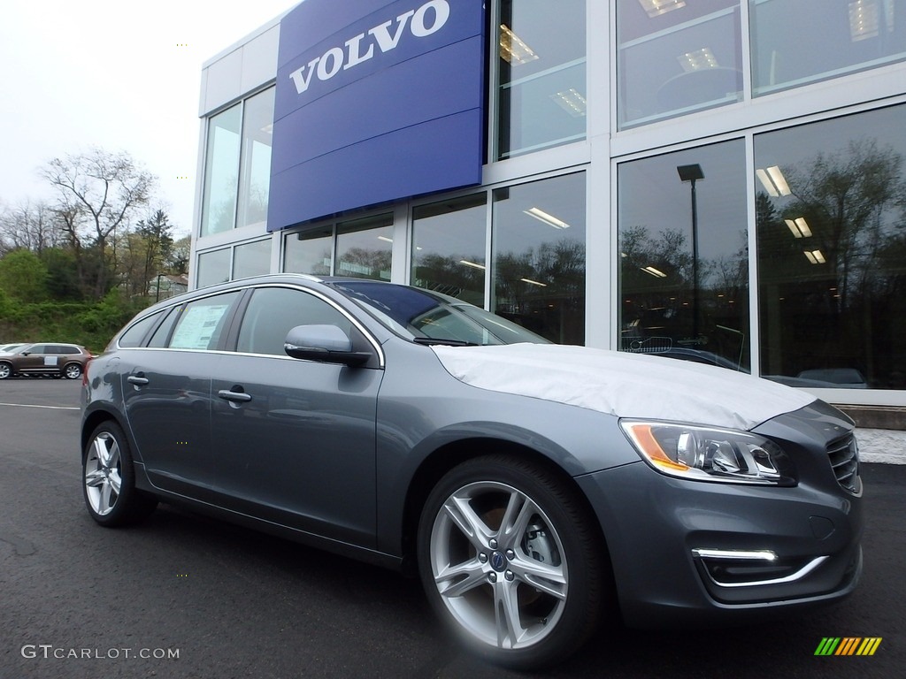 Osmium Grey Metallic 2017 Volvo V60 T5 Exterior Photo #121399316