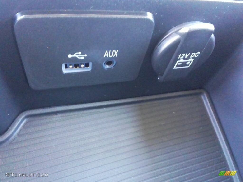 2017 4500 Tradesman Crew Cab 4x4 Utility Truck - Bright White / Black/Diesel Gray photo #16