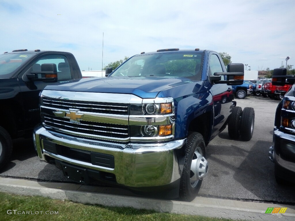 2017 Silverado 3500HD Work Truck Regular Cab 4x4 - Deep Ocean Blue Metallic / Jet Black photo #1