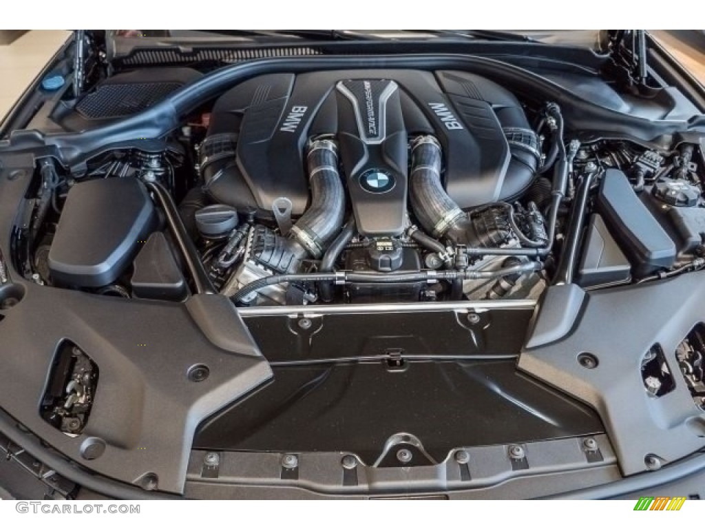 2018 BMW 5 Series M550i xDrive Sedan 4.4 Liter DI TwinPower Turbocharged DOHC 32-Valve VVT V8 Engine Photo #121401155