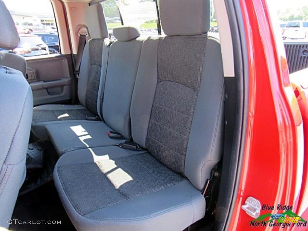 2014 1500 Big Horn Quad Cab 4x4 - Flame Red / Black/Diesel Gray photo #13