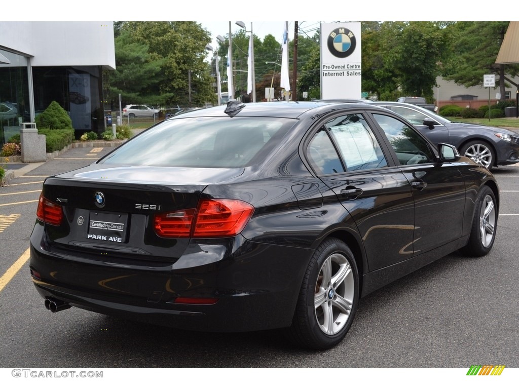 2014 3 Series 328i xDrive Sedan - Black Sapphire Metallic / Black photo #3