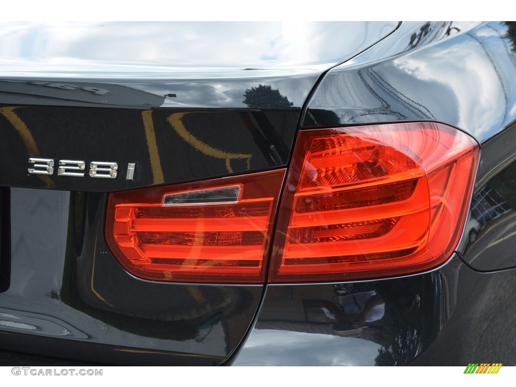 2014 3 Series 328i xDrive Sedan - Black Sapphire Metallic / Black photo #23