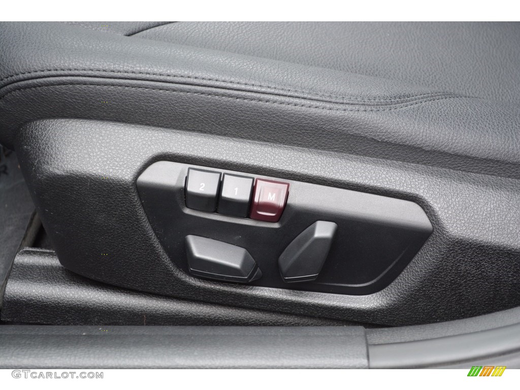 2014 3 Series 328i xDrive Sedan - Glacier Silver Metallic / Black photo #12