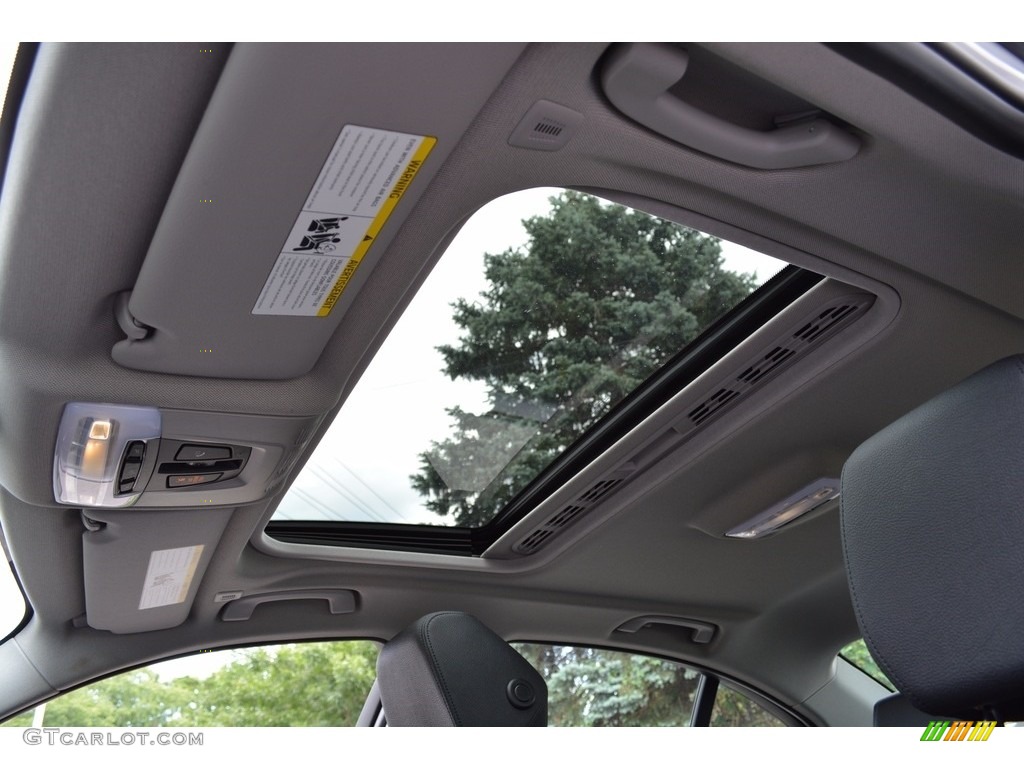 2014 3 Series 328i xDrive Sedan - Glacier Silver Metallic / Black photo #14