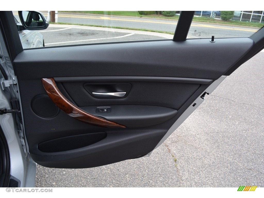 2014 3 Series 328i xDrive Sedan - Glacier Silver Metallic / Black photo #24