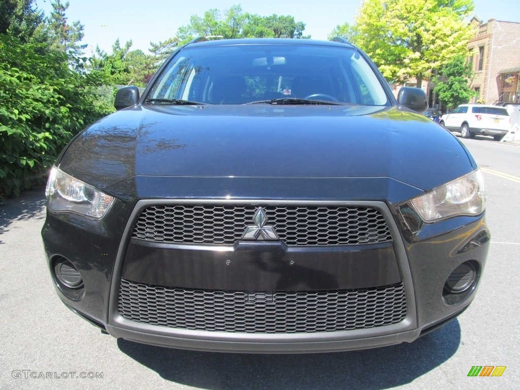 2010 Outlander ES 4WD - Labrador Black Pearl / Black photo #3