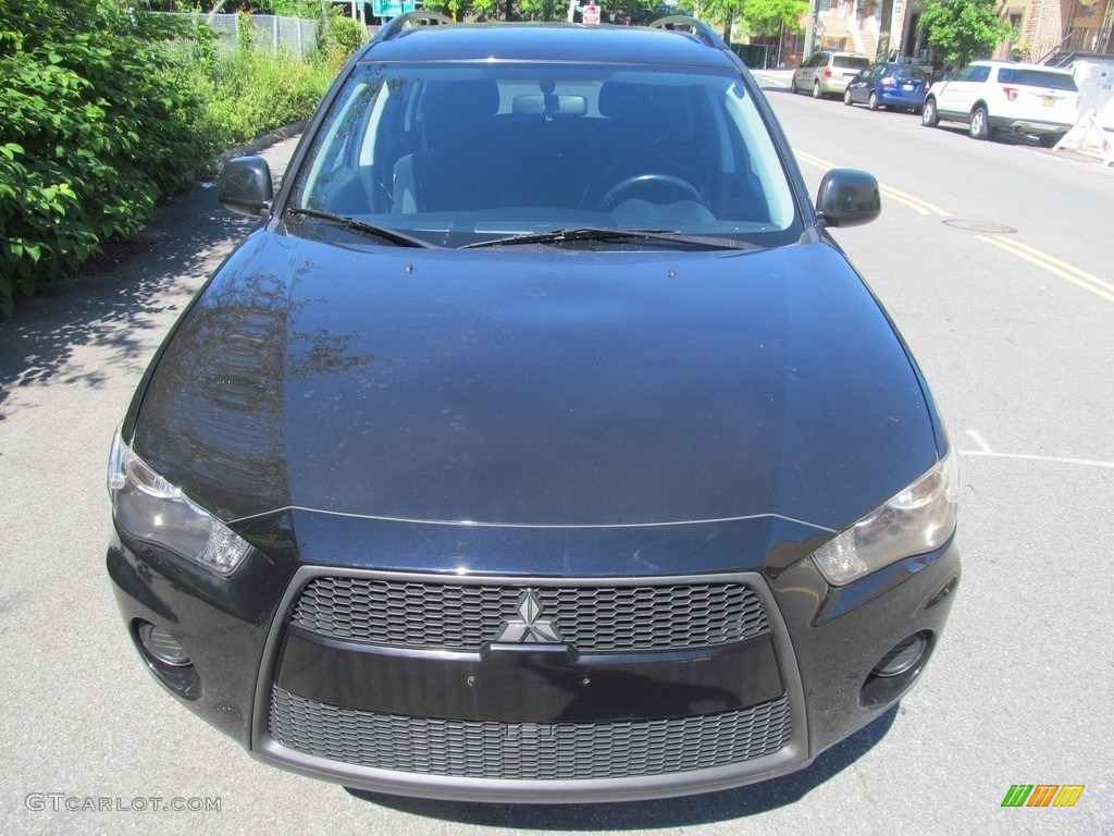 2010 Outlander ES 4WD - Labrador Black Pearl / Black photo #4