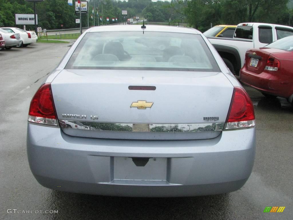 2006 Impala LS - Glacier Blue Metallic / Gray photo #4