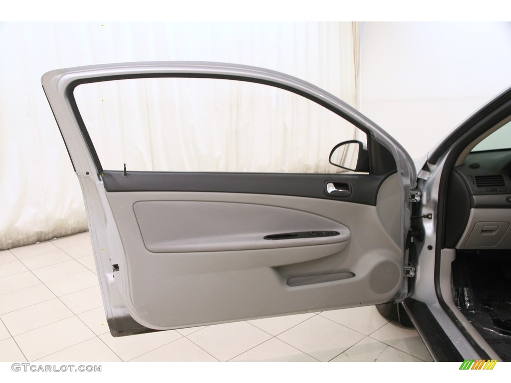 2007 Cobalt LT Coupe - Ultra Silver Metallic / Gray photo #4