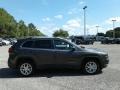 2017 Granite Crystal Metallic Jeep Cherokee Latitude  photo #6