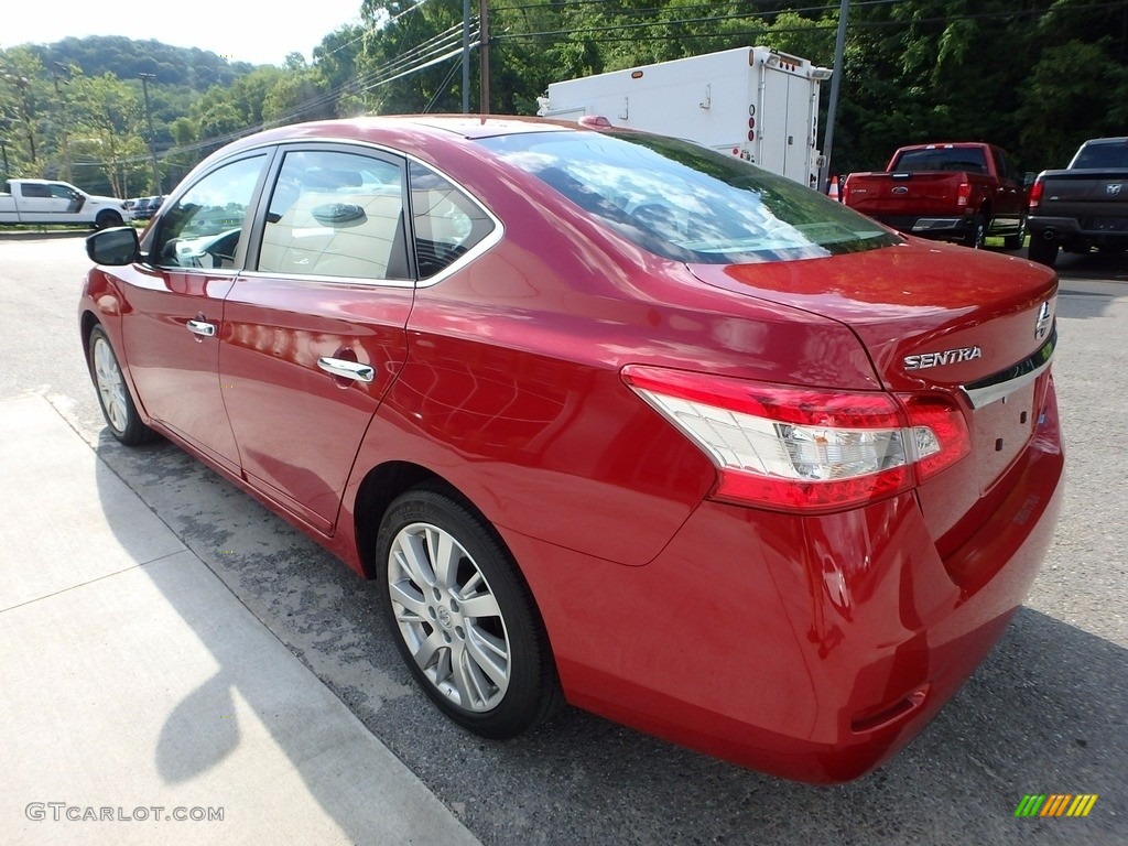2014 Sentra SR - Red Brick / Charcoal photo #4