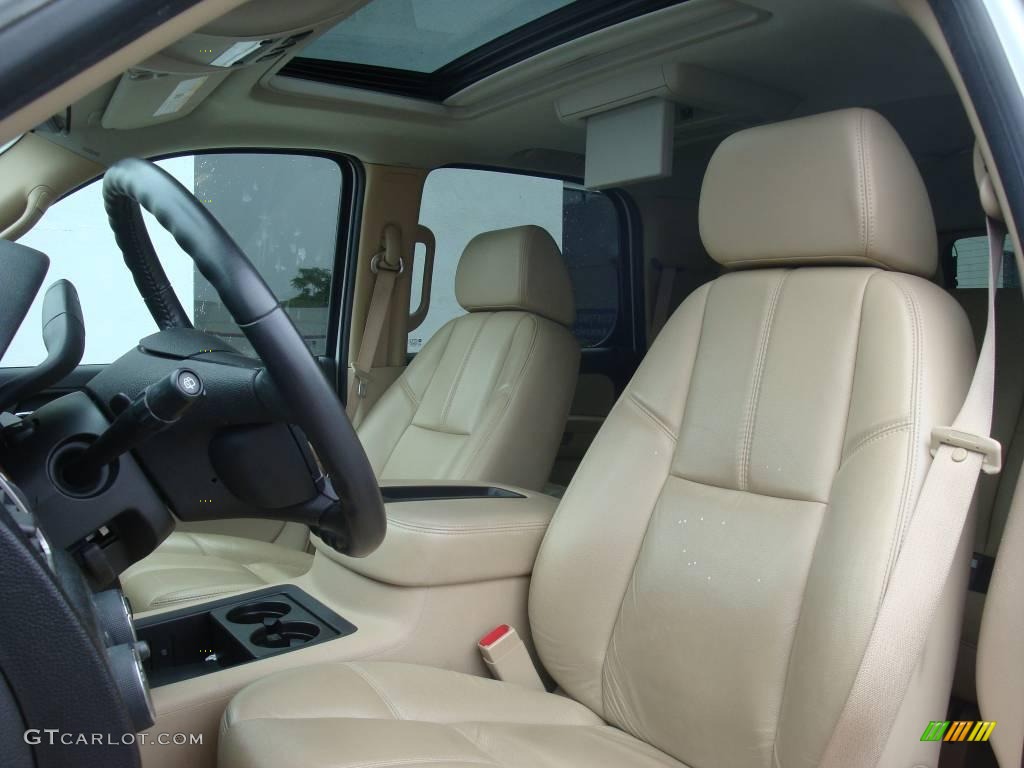 2007 Tahoe LTZ 4x4 - Summit White / Light Cashmere/Ebony photo #9
