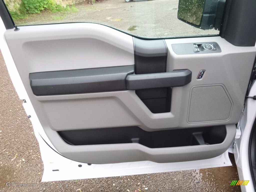 2017 F150 XL Regular Cab - Oxford White / Earth Gray photo #14