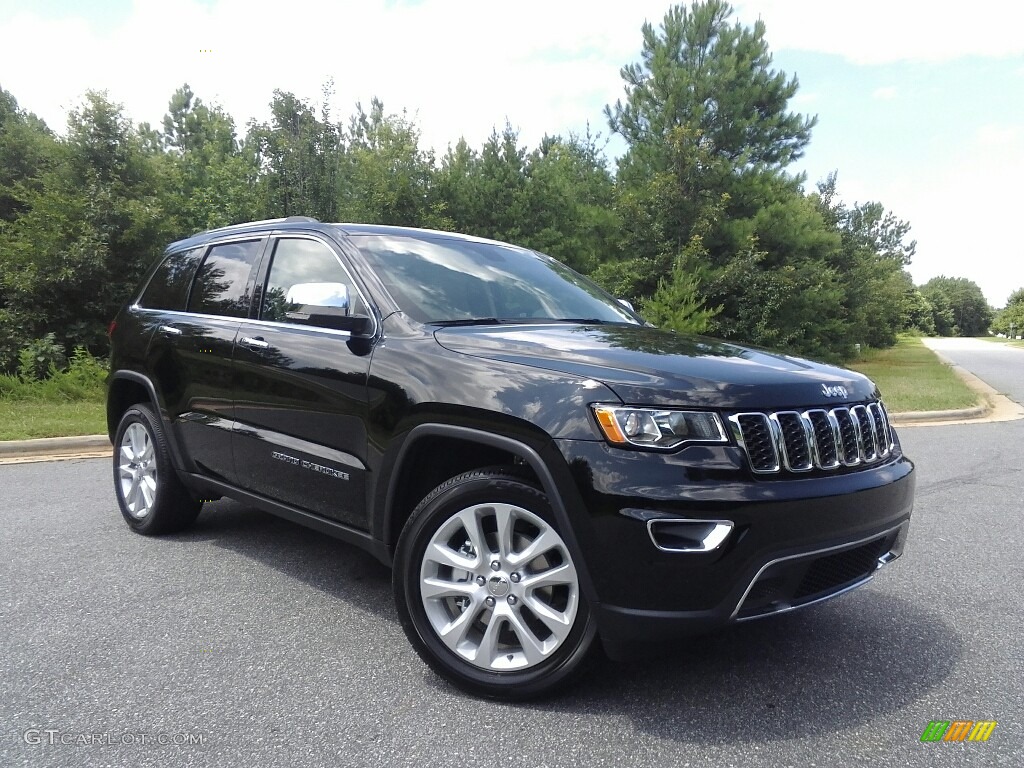 2017 Grand Cherokee Limited 4x4 - Diamond Black Crystal Pearl / Black photo #4