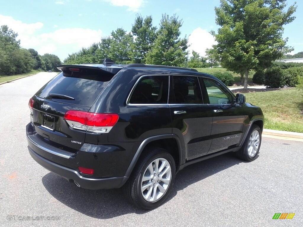 2017 Grand Cherokee Limited 4x4 - Diamond Black Crystal Pearl / Black photo #7