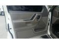 Stone White - Grand Cherokee Laredo Photo No. 9