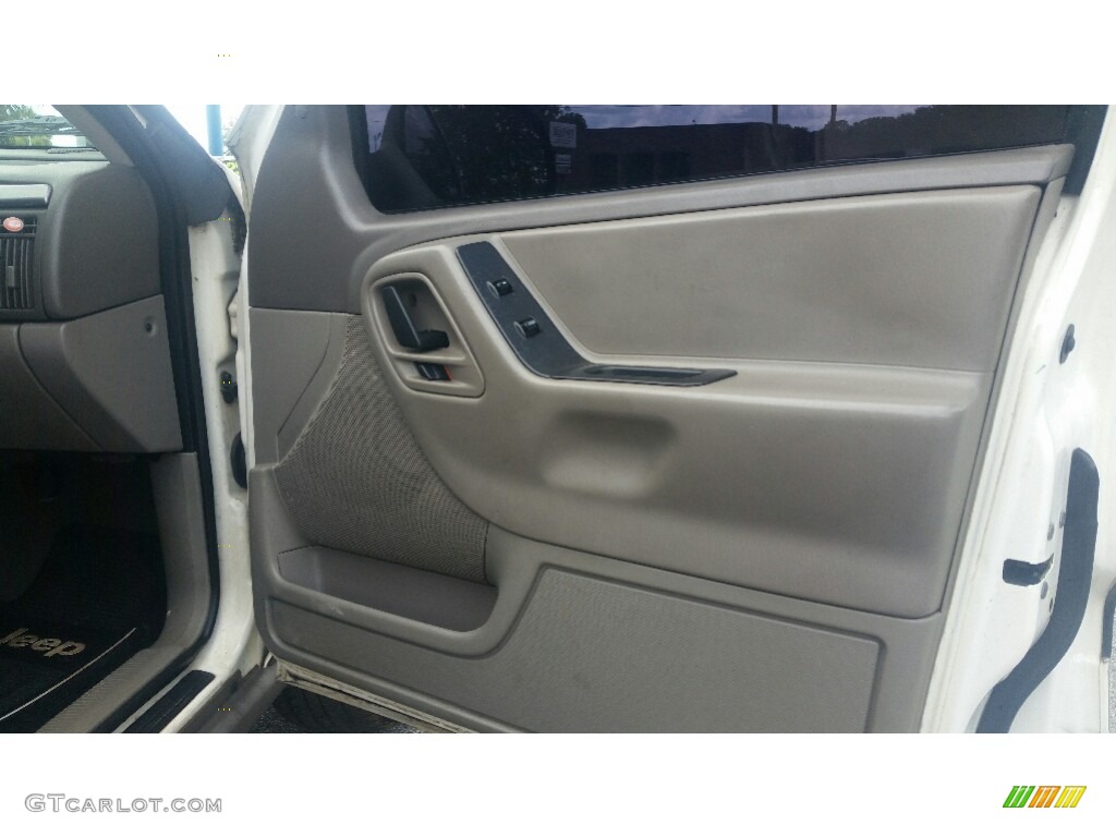 2003 Grand Cherokee Laredo - Stone White / Dark Slate Gray photo #15